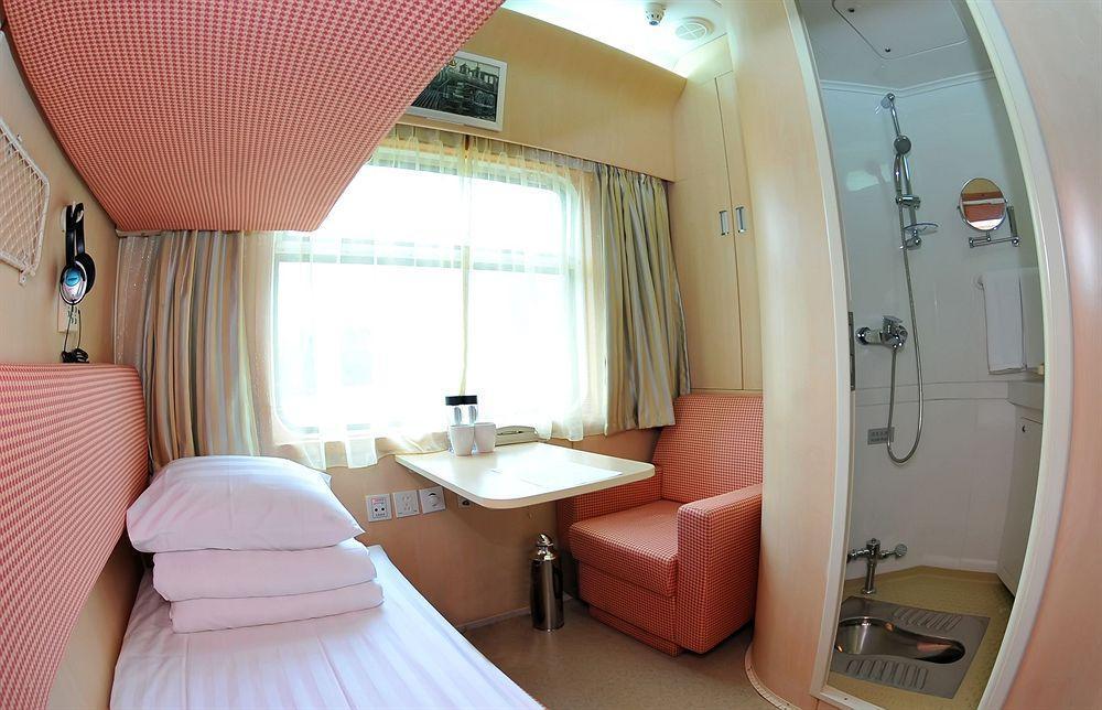 Oct East Express Hostel Thẩm Quyến Ngoại thất bức ảnh